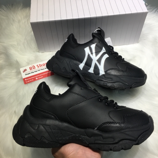 MLB NEW YORK YANKEES BLACK BIG BALL CHUNKY A