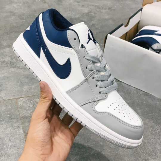 NIKE AIR JORDAN 1 LOW STEALTH FRENCH BLUE