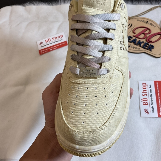 NIKE AIR FORCE 1 LOW NAI-KE TAN CANVAS