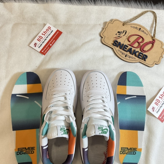 NIKE AIR FORCE 1 LOW '07 LV8 WHITE MALACHITE'