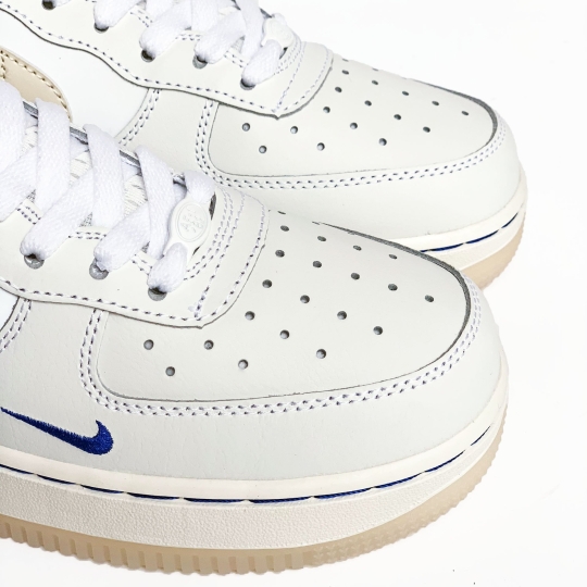 NIKE AIR FORCE 1 LOW GLOBAL SAIL GAME ROYAL