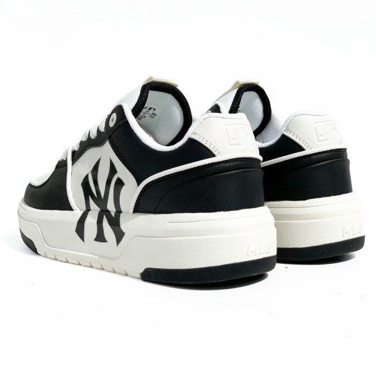 MLB CHUNKY LINER NEW YORK BASIC BLACK
