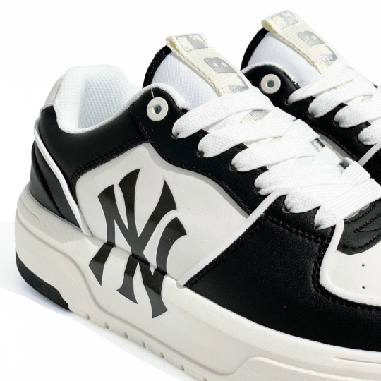 MLB CHUNKY LINER NEW YORK BASIC BLACK
