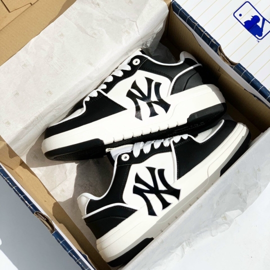 MLB CHUNKY LINER NEW YORK BASIC BLACK